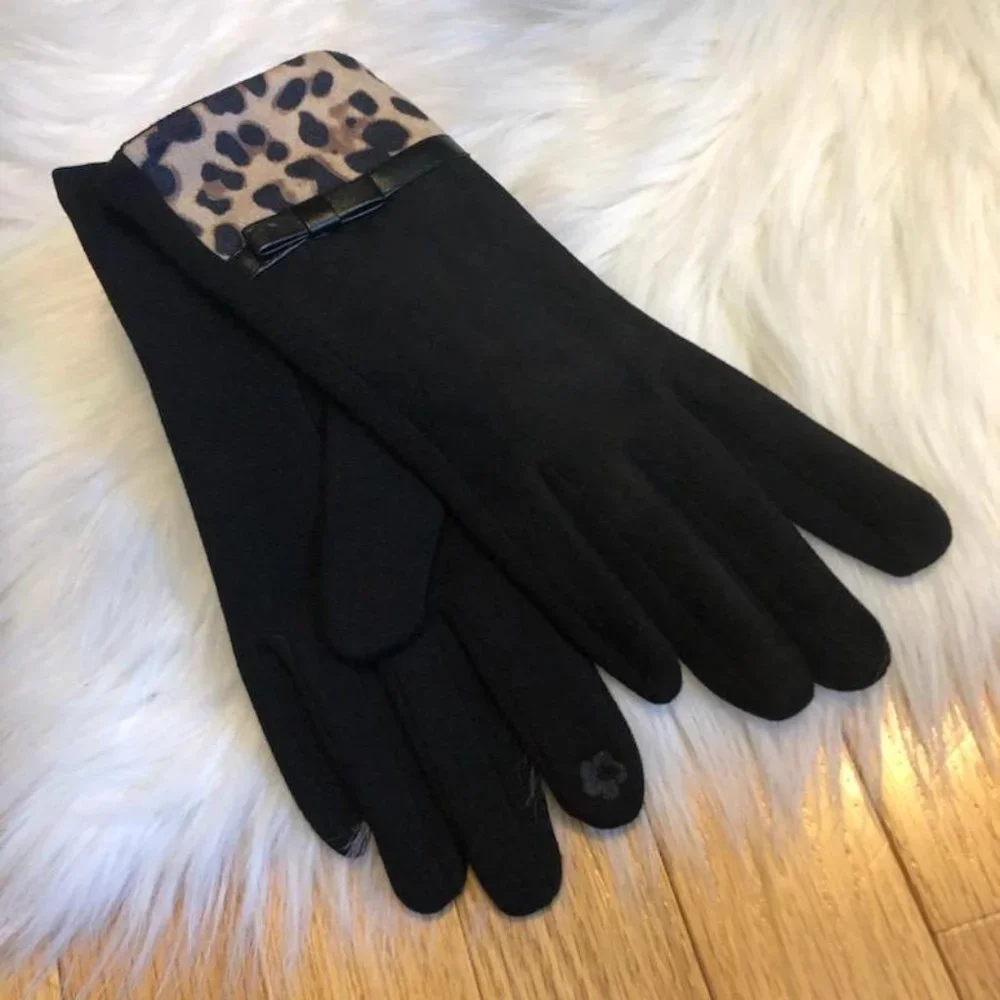 NiHao Leopard Trim Gloves.